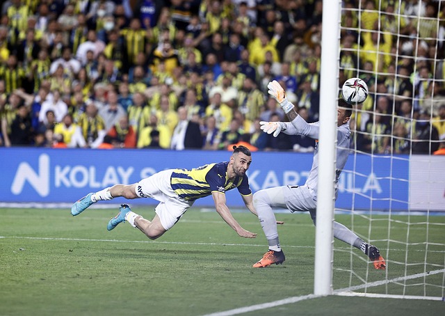 那争四都难了！摩根：如果阿森纳拥有C罗，每年能增加25个进球.